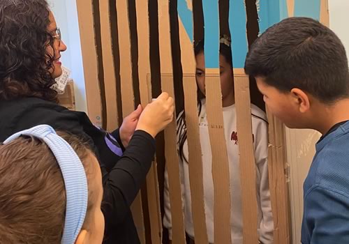 Bíblia com alegria - Crianças - Refuginho - Nosso Refúgio